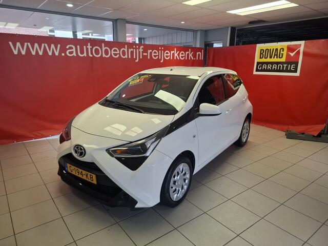 Toyota AYGO 1.0 VVT-i x-play, AUTOMAAT