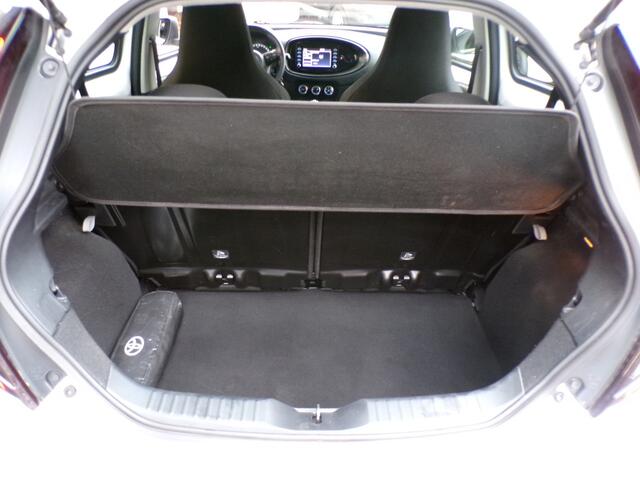 Toyota AYGO X 1.0 VVT-i 5-Drs Black Edition DEALER ONDERHOUDEN,TOP STAAT!