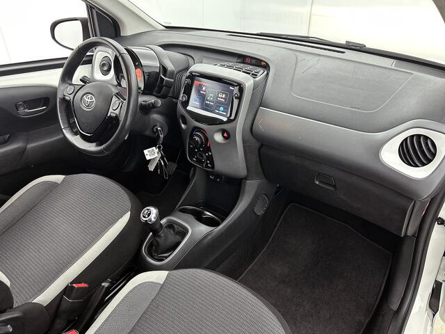 Toyota AYGO 1.0 VVT-i x-play | NL auto | Dealeronderhouden |