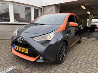toyota-aygo-1.0-vvt-i-jbl-apple-car