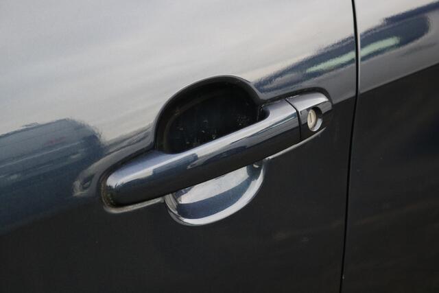 Toyota AYGO 1.0 VVT-i x-wave | Cabriodak | 41.533 KM |