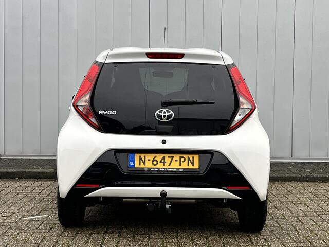 Toyota AYGO 1.0 VVT-i x-cite ultimate NL auto Clima Apple carplay Android auto Trekhaak