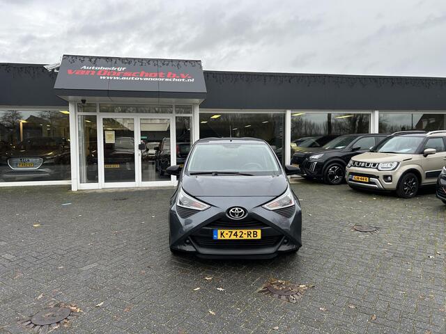 Toyota AYGO 1.0 VVT-i x-fun