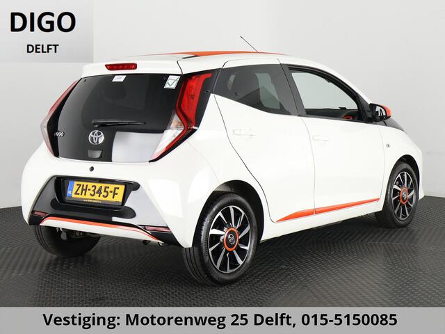 Toyota AYGO 1.0 VVT-i X-OTIC CABRIOLET 30.000 KM !! GARANTIE TOT 3-2029! LEDER.CARPLAY NAVI.AIRCO.LMV CAMERA !