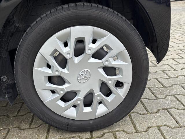 Toyota AYGO 1.0 VVT-i x-play App-Connect, Airco & Elektrische Ramen
