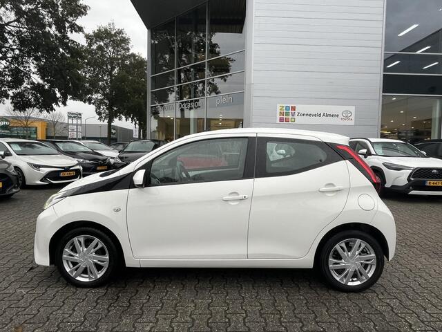 Toyota AYGO 1.0 VVT-i x-play Apple Carplay Android