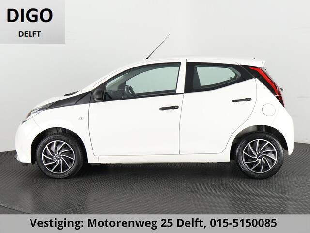 Toyota AYGO 1.0 VVT-i X CARPLAY NAVI 1e EIG.GARANTIE 10-2031 VOLLEDIG OH. AUDIO. SPEED LIMITER.