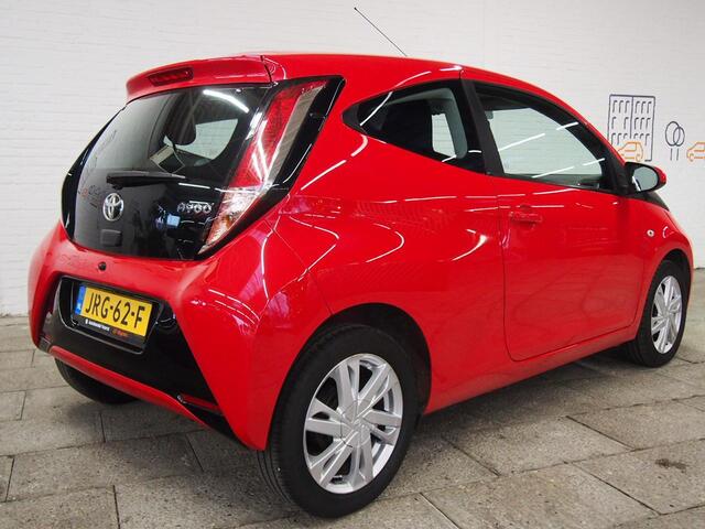 Toyota AYGO 1.0 VVT-i x-play Camera (APK:Nieuw) Incl.Garantie