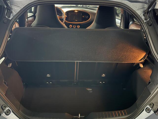 Toyota AYGO X 1.0 VVT-i MT Play Draadloze Carplay, Adaptive cruise control, Camera, BTW auto 1e eigenaar