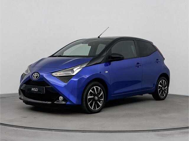 Toyota AYGO 1.0 VVT-i x-cite ultimate | automaat | start stop | achteruitrijcamera | All weatherbanden |