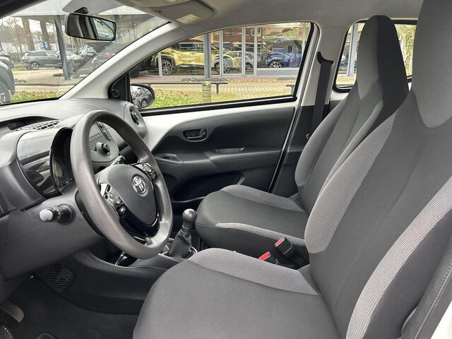 Toyota AYGO 1.0 VVT-i x-fun