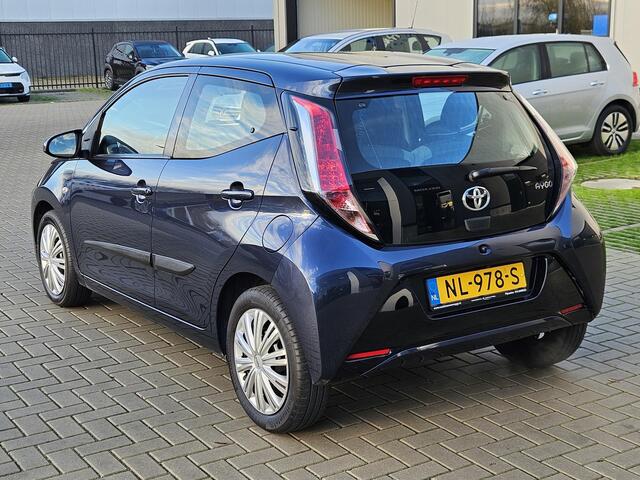Toyota AYGO 1.0 VVT-i x-nav Automaat Carplay Camera Navi