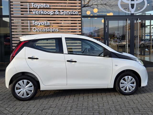 Toyota AYGO 1.0 VVT-i x-fun