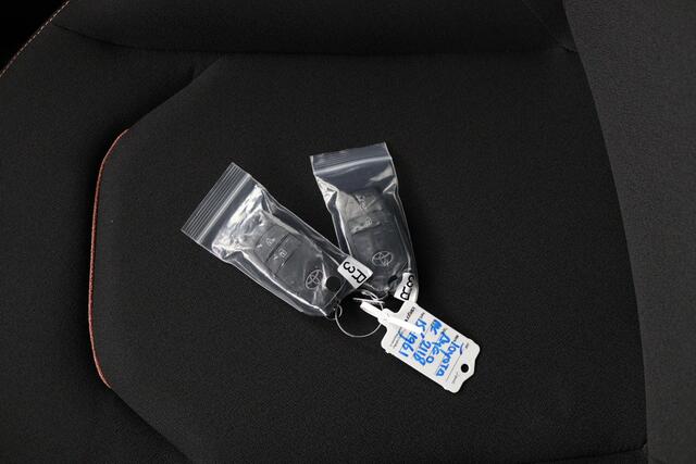 Toyota AYGO X Hybrid 115 pulse | Nieuw uit voorraad leverbaar! |