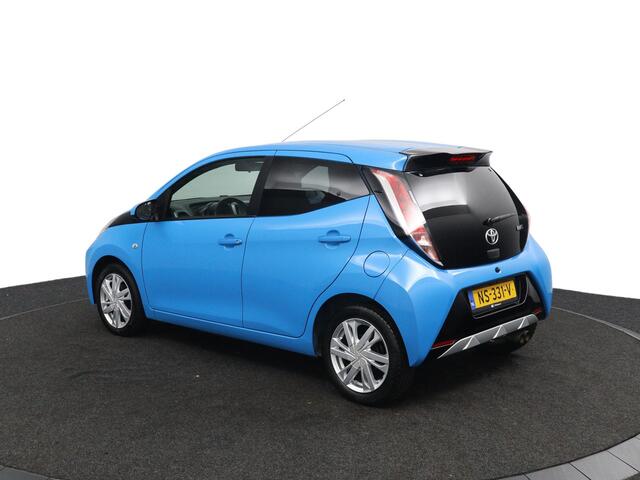 Toyota AYGO 1.0 VVT-i x-sport | Lichtmetalen Velgen | Privacy Glas | Achteruitrijcamera | Airco |