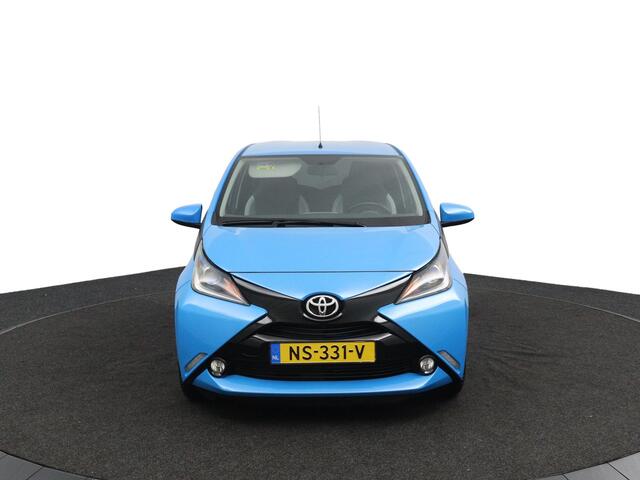 Toyota AYGO 1.0 VVT-i x-sport | Lichtmetalen Velgen | Privacy Glas | Achteruitrijcamera | Airco |