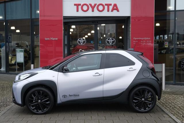 Toyota AYGO X 1.0 VVT-i 72PK MT JBL | JBL Premium Sound systeem | Achteruitrij