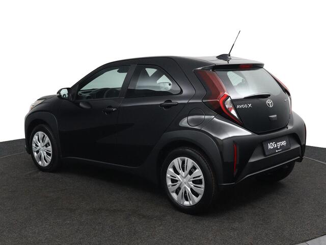 Toyota AYGO X Hybrid 115 play | Automaat | Climate Control | Adaptieve Cruisecontrol | Apple Carplay & Android Auto |