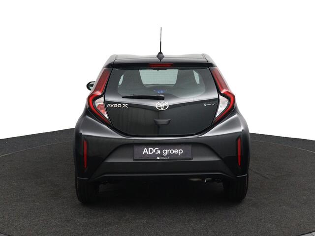 Toyota AYGO X Hybrid 115 play | Automaat | Climate Control | Adaptieve Cruisecontrol | Apple Carplay & Android Auto |