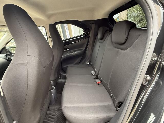 Toyota AYGO X 1.0 VVT-i First Edition | Stoelverwarm. | Camera |