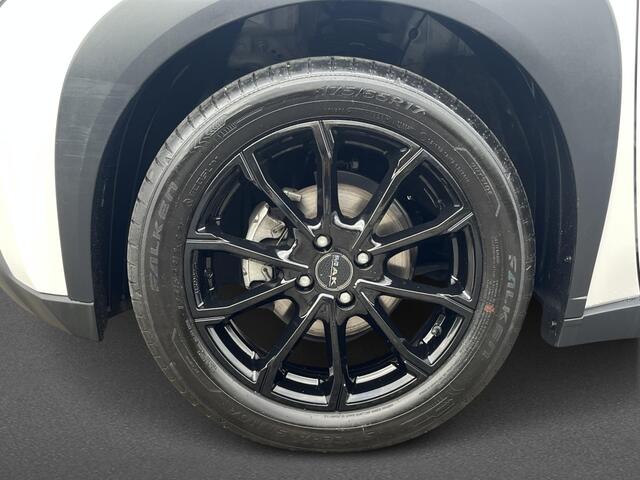 Toyota AYGO X 1.0 VVT-i Play + Ramaker Black Edition