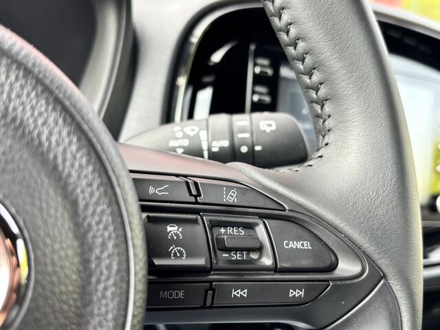 Toyota AYGO X Pulse | Automaat | CarPlay | Stoelverw. | 17'' Lmv