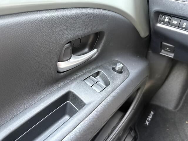 Toyota AYGO X 1.0 VVT-i S-CVT Pulse | Stoelverwarming | Apple CarPlay Android