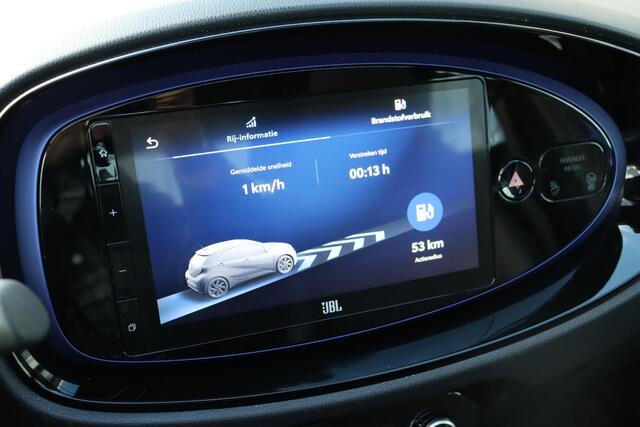 Toyota AYGO X 1.0 VVT-i MT Envy Carbrio, JBL Apple Carplay / Android auto, Parkeercamera, Adaptieve Cruise control, Draadloze telefoonoplader.