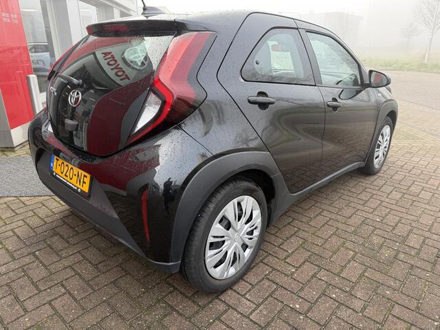 Toyota AYGO X 1.0 VVT-i MT Play