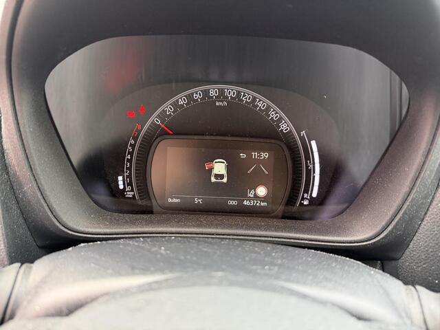 Toyota AYGO X 1.0 VVT-i MT Play