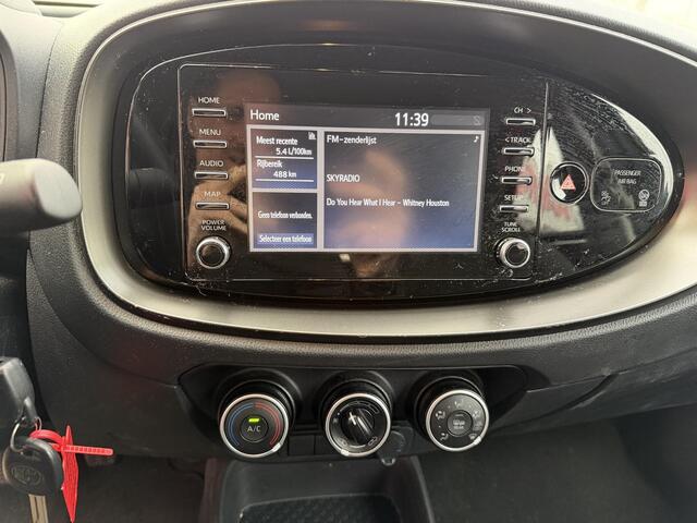 Toyota AYGO X 1.0 VVT-i MT Play