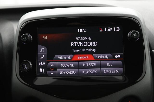 Toyota AYGO 1.0 VVT-i x-play | Airco | Parkeercamera | Apple carplay - Android auto |