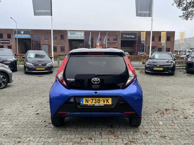 Toyota AYGO 1.0 VVT-i x-cite ultimate stoelverwarming