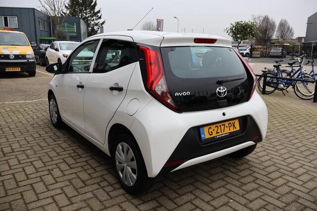 Toyota AYGO 1.0 VVT-i x-fun 1e Eigenaar | NL-Auto | Volledig Onderh | BTW | Bluetooth | Full Led | Start/Stop | Hill-Hold | Stuurbekrachtiging | Elek Ramen