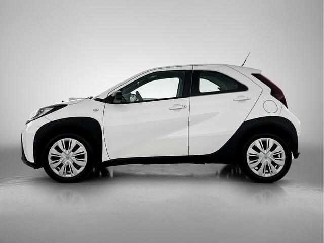 Toyota AYGO X 1.0 VVT-i MT Play | BTW Voertuig | 1e Eigenaar | Achteruitrijcamera |