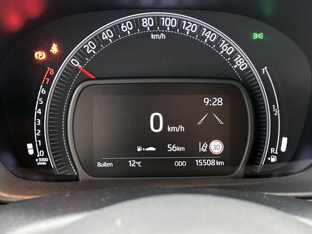 Toyota AYGO X 1.0 VVT-i MT Play | BTW Voertuig | 1e Eigenaar | Achteruitrijcamera |