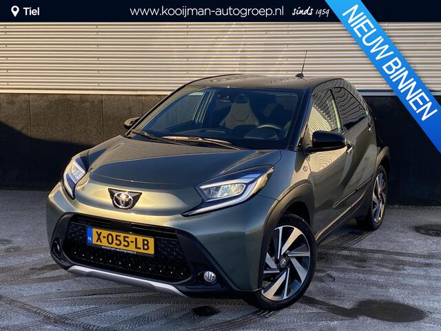 Toyota AYGO X 1.0 VVT-i S-CVT Envy Automaat, 1e eign. NL-auto, Navigatie, Apple CarPlay/Android Auto, parkeersensoren, draadloze telefoonlader, camera, groen-zwarte bi-tone uitvoering!