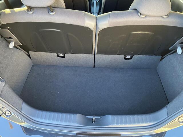 Toyota AYGO X 1.0 VVT-i S-CVT Envy Automaat, 1e eign. NL-auto, Navigatie, Apple CarPlay/Android Auto, parkeersensoren, draadloze telefoonlader, camera, groen-zwarte bi-tone uitvoering!