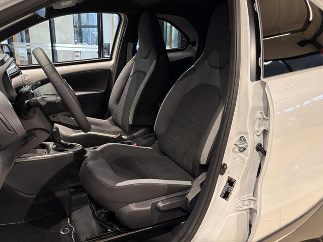 Toyota AYGO X Hybrid 115 GR Sport **NIEUWE AUTO**