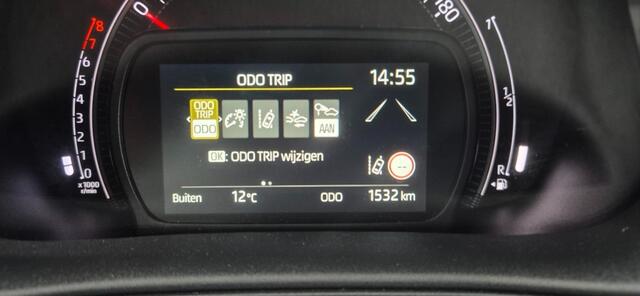 Toyota AYGO 1.0 VVt-I MT Play*camera*apple/android*stoelverw.