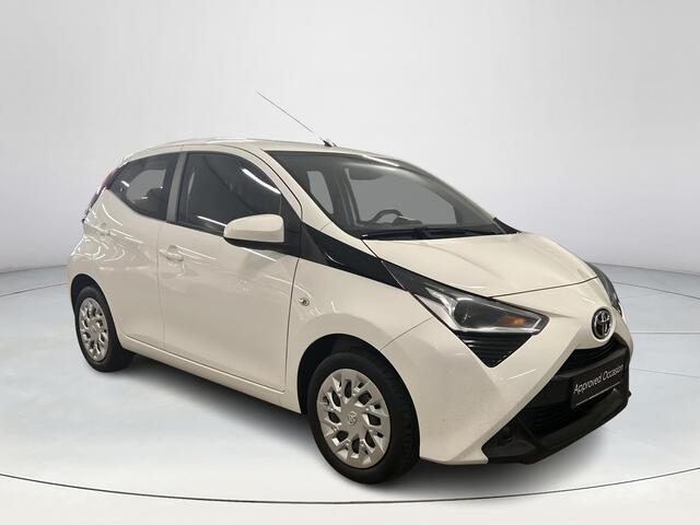 Toyota AYGO 1.0 VVT-i x-play