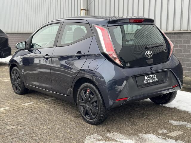Toyota AYGO 1.0 VVT-i x-play Automaat | Airco | Dealer onderhouden