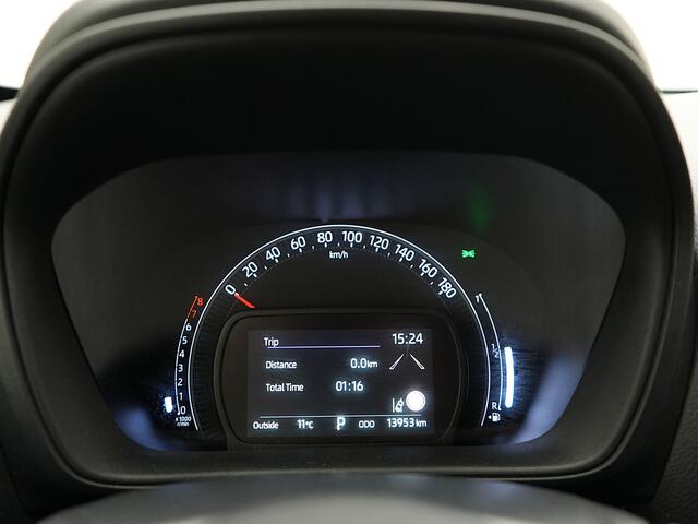 Toyota AYGO X 1.0 VVT-i S-CVT Envy | Trekhaak | Stootstrips