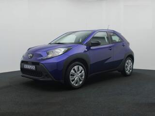 toyota-aygo-x-1.0-vvt-i-mt-play-act