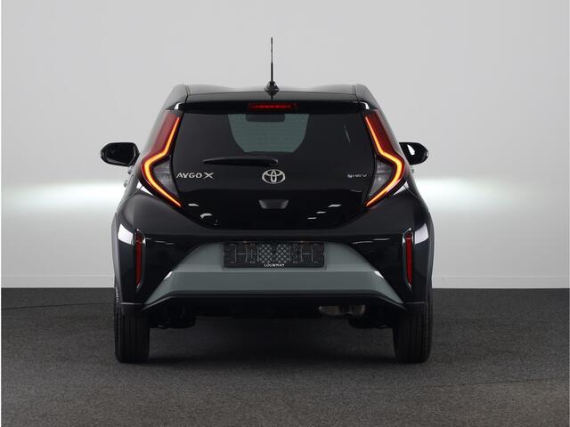 Toyota AYGO X Hybrid 115 pulse + Easy Pack | Keyless Entry | Parkeersensoren Voor en Achter | Draadloze Telefoonlader |