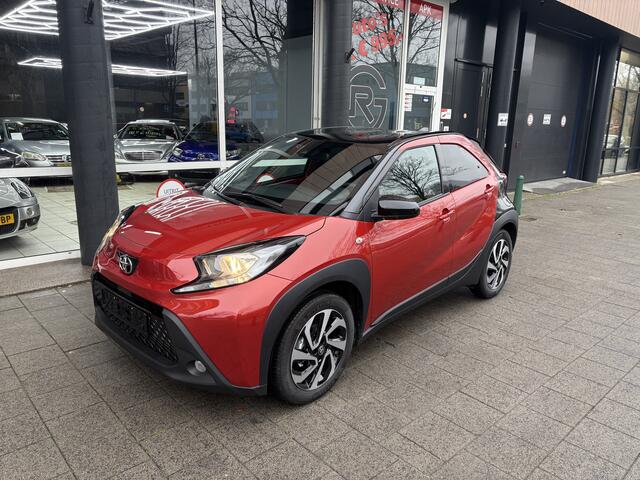 Toyota AYGO X 1.0 VVT-i S-CVT Envy