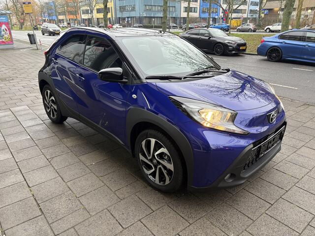 Toyota AYGO X 1.0 VVT-i MT Envy