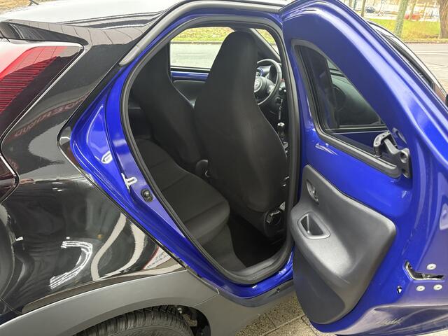Toyota AYGO X 1.0 VVT-i MT Envy