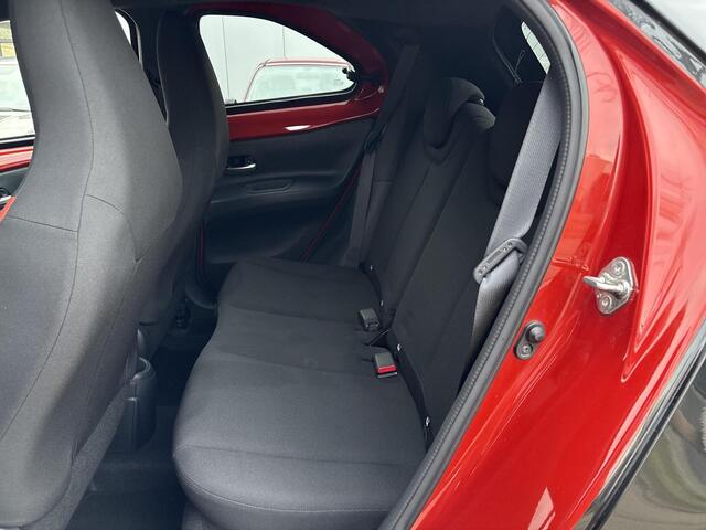 Toyota AYGO X 1.0 VVT-i S-CVT first **KEYLESS/ STOELVERWARMING/ NAVIGATIE/ GARANTIE**