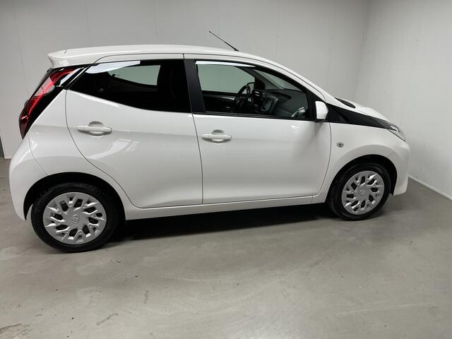 Toyota AYGO 1.0 VVT-i x-play Automaat Apple carplay Camera